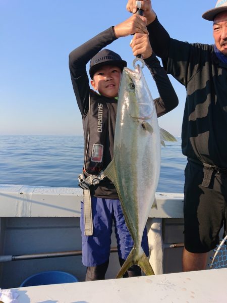 エンペラー 釣果