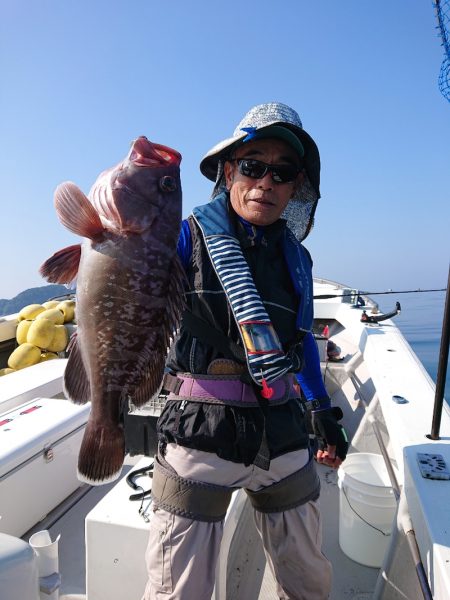 エンペラー 釣果