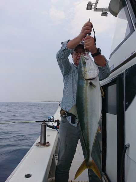 エンペラー 釣果