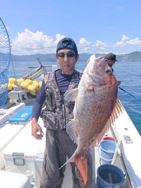 エンペラー 釣果