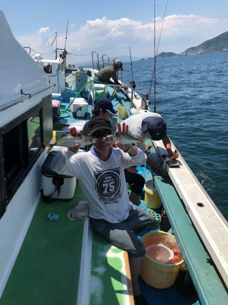 丸万釣船 釣果