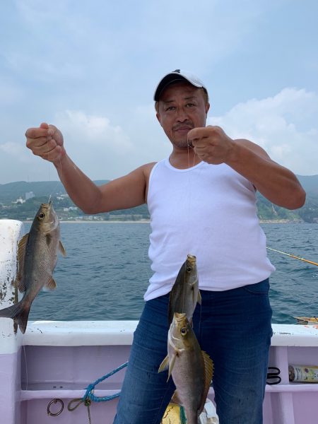 晃山丸 釣果