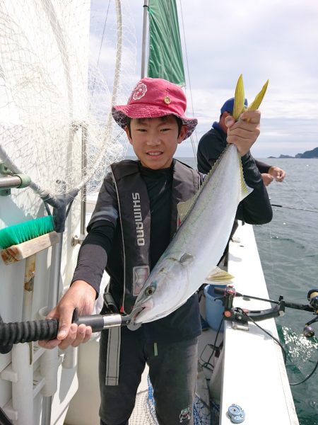 エンペラー 釣果