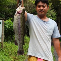 小菅トラウトガーデン 釣果