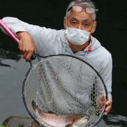 小菅トラウトガーデン 釣果