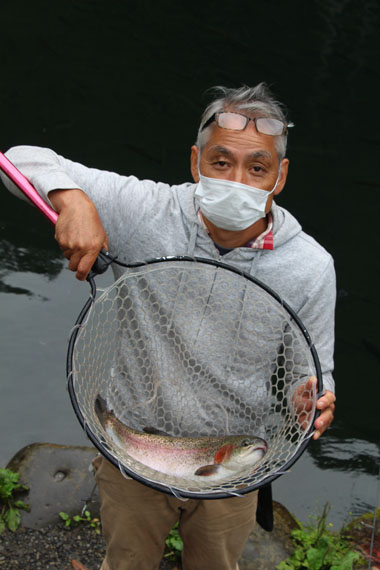 小菅トラウトガーデン 釣果