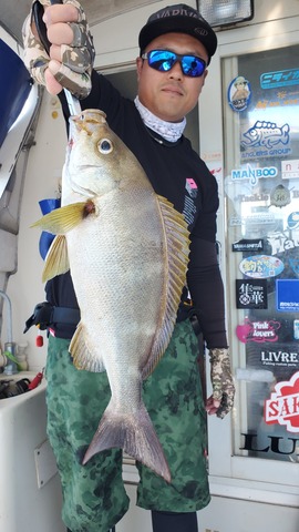 遊漁船 ニライカナイ 釣果