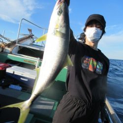 真祐丸 (しんゆうまる) 釣果