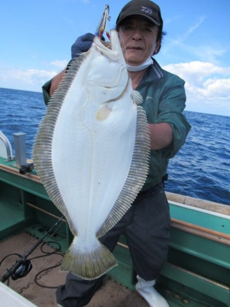 真祐丸 (しんゆうまる) 釣果