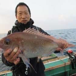 真祐丸 (しんゆうまる) 釣果