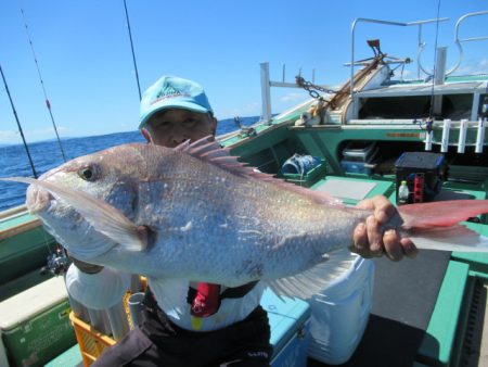 真祐丸 （しんゆうまる） 釣果