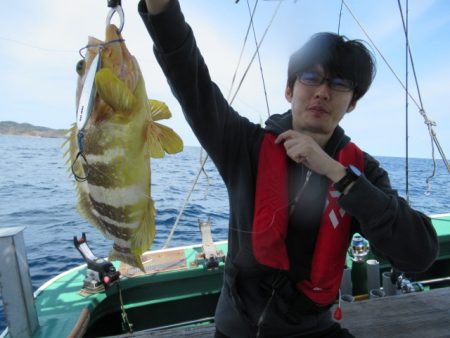真祐丸 (しんゆうまる) 釣果