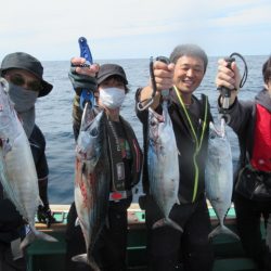 真祐丸 (しんゆうまる) 釣果