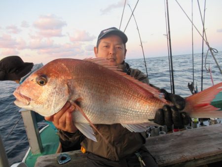 真祐丸 (しんゆうまる) 釣果