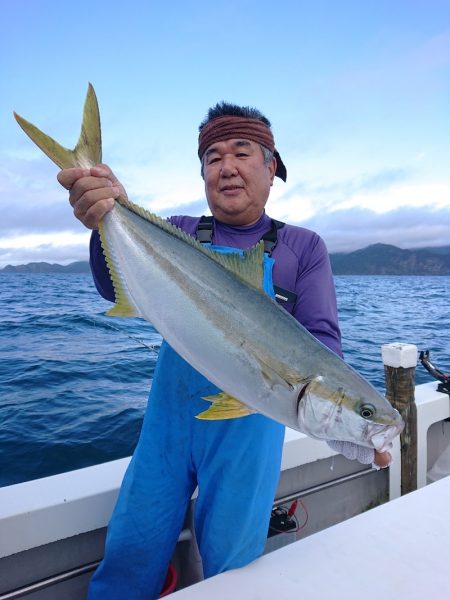 エンペラー 釣果