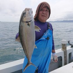 エンペラー 釣果