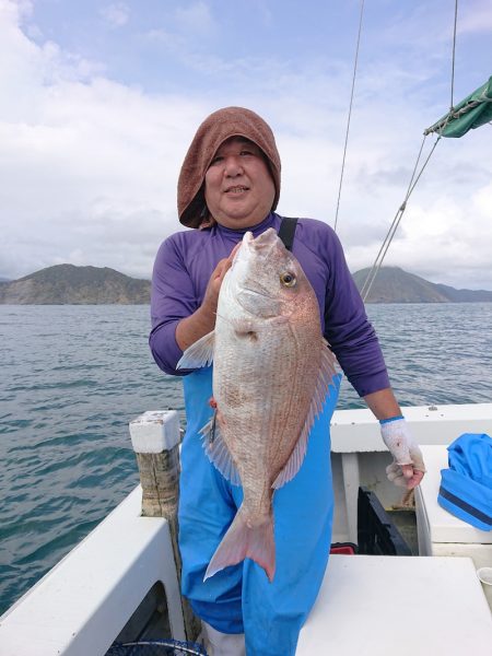 エンペラー 釣果