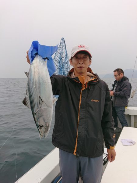 エンペラー 釣果