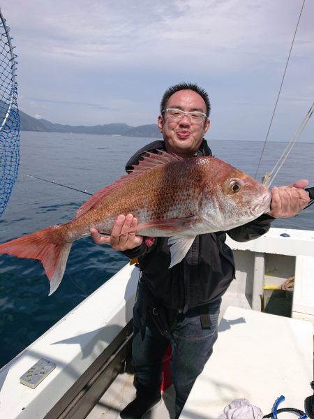 エンペラー 釣果