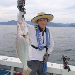 エンペラー 釣果