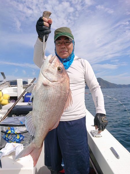 エンペラー 釣果