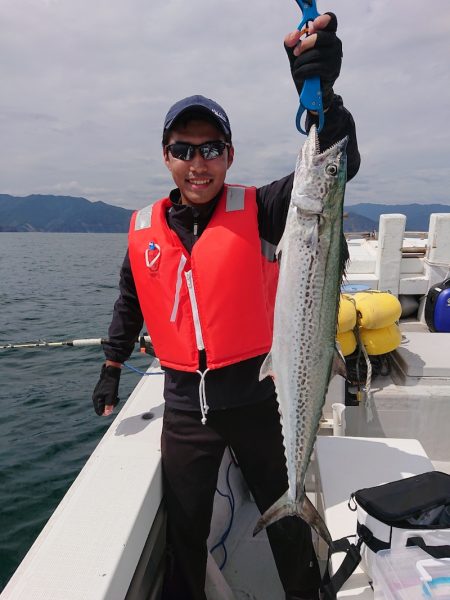 エンペラー 釣果