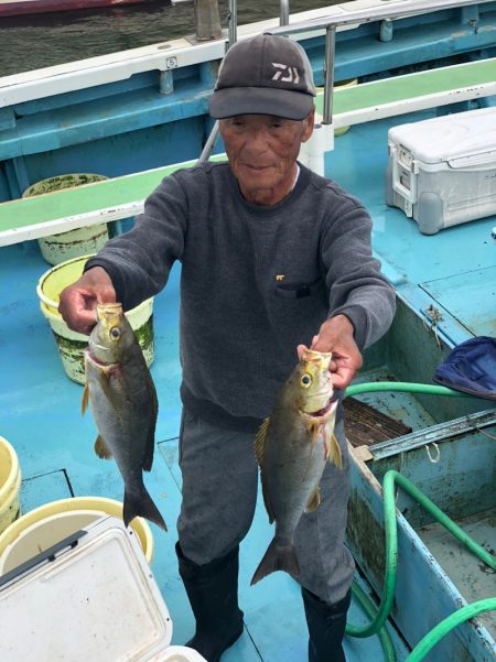 丸万釣船 釣果