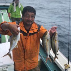 丸万釣船 釣果