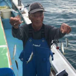 丸万釣船 釣果