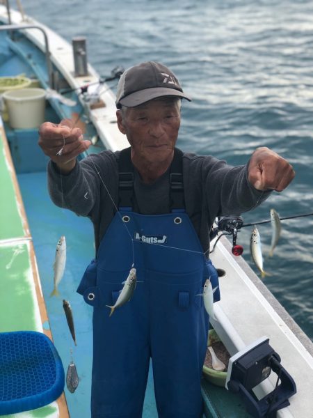 丸万釣船 釣果