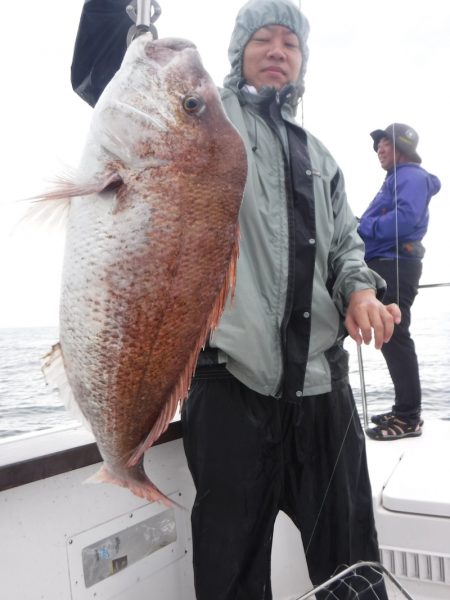 ＪＤＩ　Ｒａｃｉｎｇ　シールズマリンレジャー 釣果