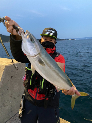 坊勢島の朝まずめ！青物ゲット♪GUNNIN…