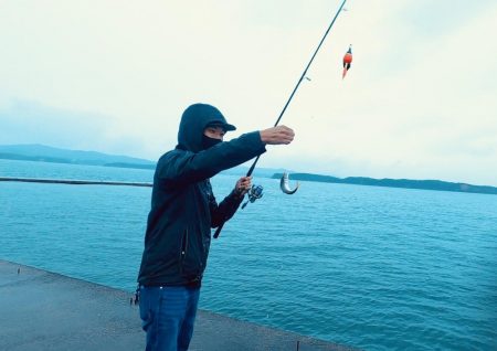 おっきいアジ釣れたよー