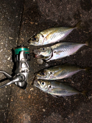 朝ご飯を仕入れに