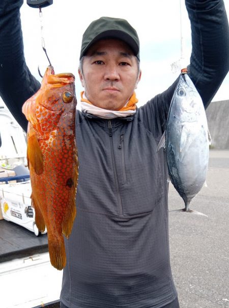 康仁丸・ジギング釣り果