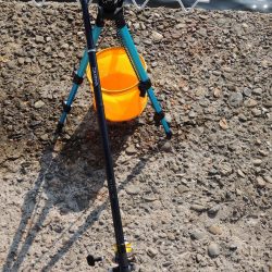 エビ撒き釣り　ハネは何処に？