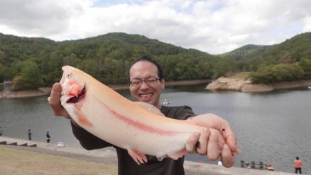 フィッシングレイクたかみや 釣果