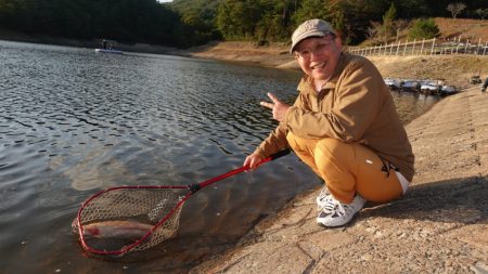 フィッシングレイクたかみや 釣果