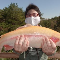 フィッシングレイクたかみや 釣果