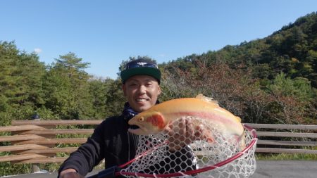 フィッシングレイクたかみや 釣果