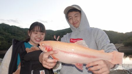 フィッシングレイクたかみや 釣果