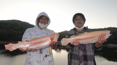 フィッシングレイクたかみや 釣果
