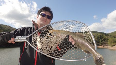 フィッシングレイクたかみや 釣果