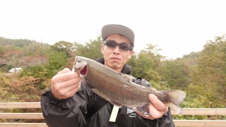 フィッシングレイクたかみや 釣果