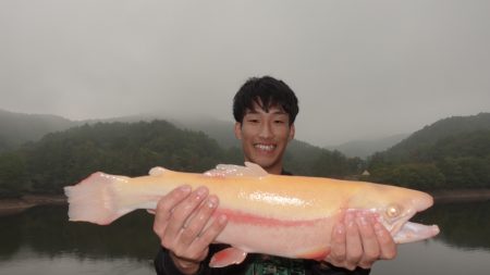 フィッシングレイクたかみや 釣果