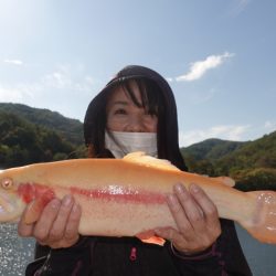 フィッシングレイクたかみや 釣果
