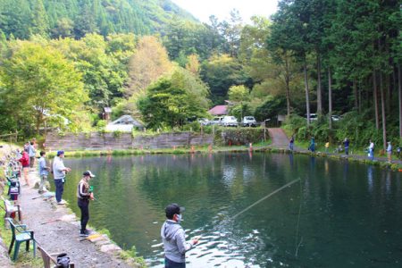 小菅トラウトガーデン 釣果