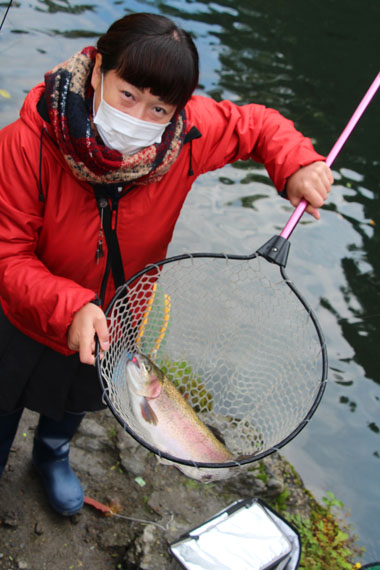 小菅トラウトガーデン 釣果