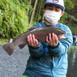 小菅トラウトガーデン 釣果