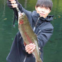 小菅トラウトガーデン 釣果